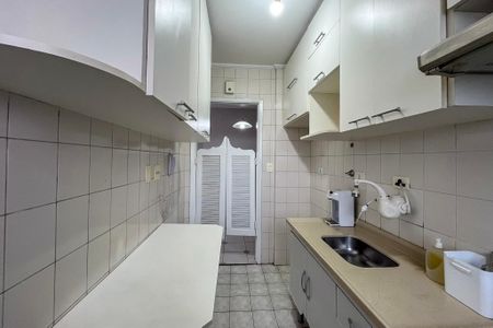 Apartamento para alugar com 59m², 2 quartos e 1 vagaCozinha