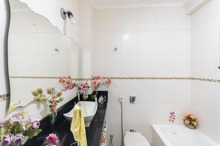 Banheiro de apartamento à venda com 3 quartos, 122m² em Tijuca, Rio de Janeiro