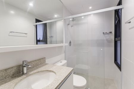 Apartamento para alugar com 38m², 1 quarto e sem vagaBanheiro da Suíte