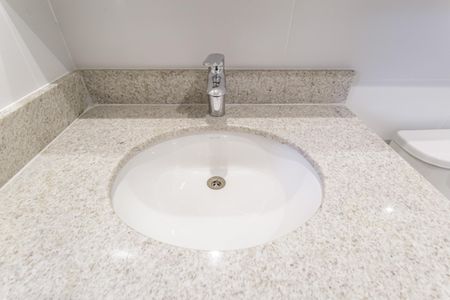 Apartamento para alugar com 38m², 1 quarto e sem vagaBanheiro da Suíte