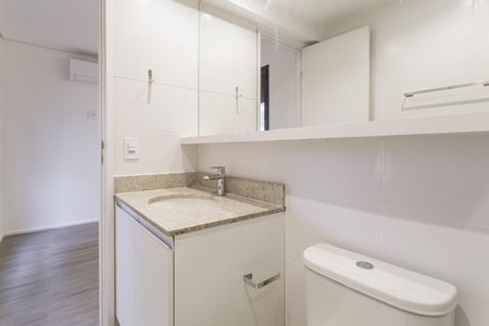 Apartamento para alugar com 38m², 1 quarto e sem vagaBanheiro da Suíte