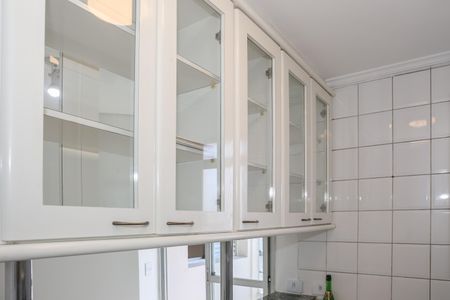 Cozinha de apartamento para alugar com 1 quarto, 40m² em Pompeia, São Paulo