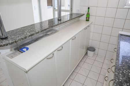 Cozinha de apartamento para alugar com 1 quarto, 40m² em Pompeia, São Paulo