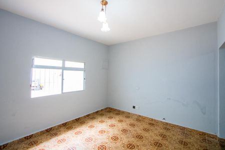 Sala de casa para alugar com 2 quartos, 140m² em Vila Pires, Santo André