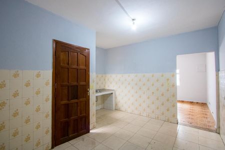 Casa para alugar com 140m², 2 quartos e 6 vagasCozinha