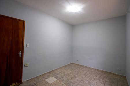 Casa para alugar com 140m², 2 quartos e 6 vagasQuarto 2