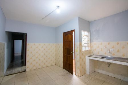 Casa para alugar com 140m², 2 quartos e 6 vagasCozinha