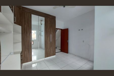 Quarto 1 de casa para alugar com 3 quartos, 130m² em Olinda, Nilópolis
