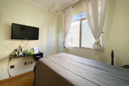 Apartamento à venda com 100m², 3 quartos e 2 vagas Apartamento à venda com 100m², 3 quartos e 2 vagasQuarto 3