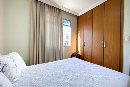 Apartamento à venda com 100m², 3 quartos e 2 vagas Apartamento à venda com 100m², 3 quartos e 2 vagasQuarto 2
