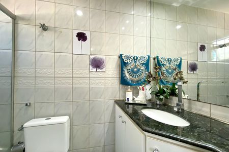 Banheiro da Suíte de apartamento à venda com 3 quartos, 100m² em Palmares, Belo Horizonte