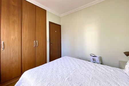 Apartamento à venda com 100m², 3 quartos e 2 vagas Apartamento à venda com 100m², 3 quartos e 2 vagasQuarto 2