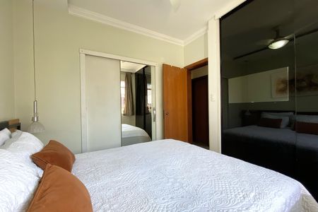 Apartamento à venda com 100m², 3 quartos e 2 vagas Apartamento à venda com 100m², 3 quartos e 2 vagasSuite