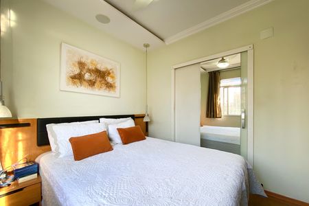 Apartamento à venda com 100m², 3 quartos e 2 vagas Apartamento à venda com 100m², 3 quartos e 2 vagasSuite