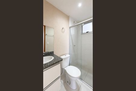 Banheiro de apartamento para alugar com 3 quartos, 76m² em Jardim Atlantico, Goiânia