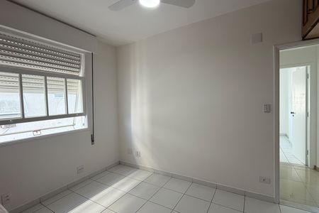 Quarto 2 de apartamento para alugar com 2 quartos, 90m² em Ponta da Praia, Santos