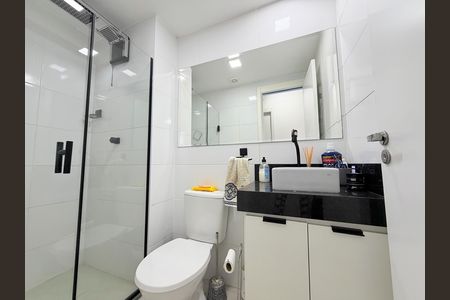 Banheiro de apartamento para alugar com 2 quartos, 41m² em Santo Amaro, São Paulo