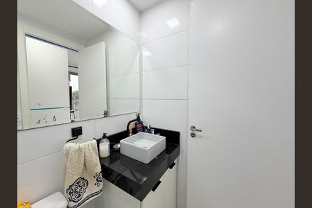 Banheiro de apartamento para alugar com 2 quartos, 41m² em Santo Amaro, São Paulo