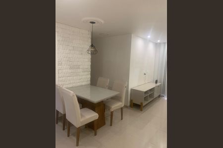 Apartamento à venda com 58m², 2 quartos e 1 vagaSala