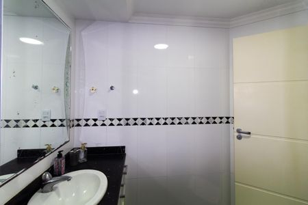 Apartamento para alugar com 140m², 2 quartos e 2 vagasBanheiro da Suíte