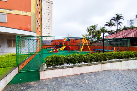 Apartamento para alugar com 140m², 2 quartos e 2 vagasÁrea comum - Playground