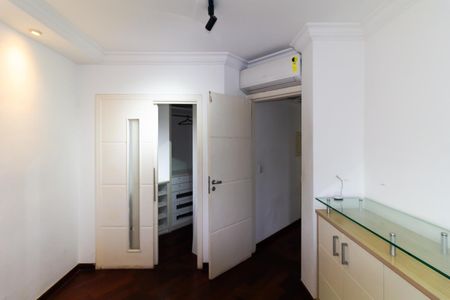 Apartamento para alugar com 140m², 2 quartos e 2 vagasSuíte