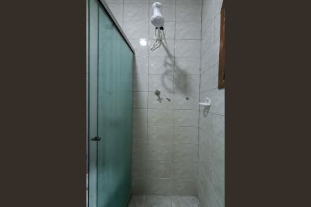 Casa para alugar com 245m², 2 quartos e 2 vagasBanheiro