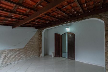 Casa para alugar com 245m², 2 quartos e 2 vagasVaranda do Quarto 1