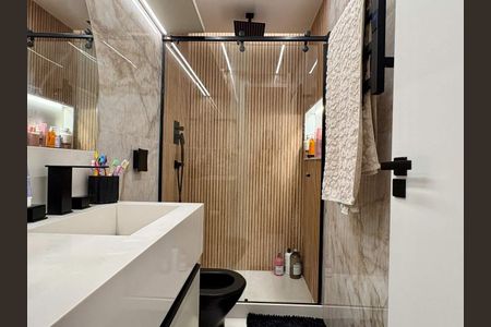 Apartamento à venda com 222m², 3 quartos e 3 vagas