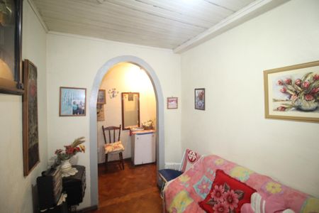 Sala de casa à venda com 4 quartos, 119m² em Vila Jardim, Porto Alegre