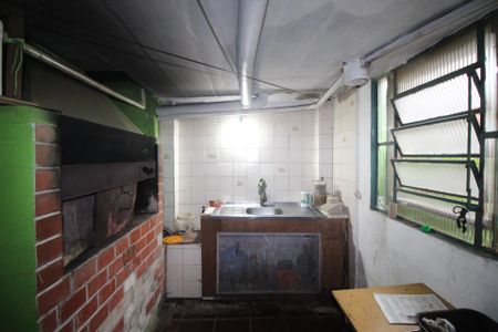 Casa à venda com 119m², 4 quartos e 2 vagasChurrasqueira