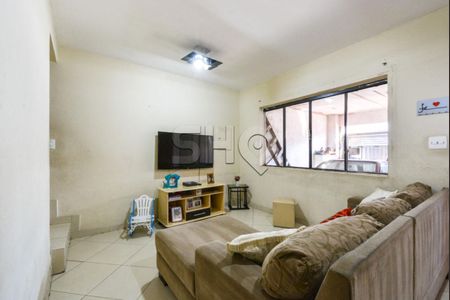 Casa à venda com 3 quartos, 90m² em Vila Santo Estefano, São Paulo