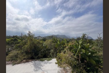 Apartamento à venda com 170m², 3 quartos e 1 vaga Apartamento à venda com 170m², 3 quartos e 1 vagaTerraço