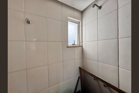 Apartamento à venda com 170m², 3 quartos e 1 vaga Apartamento à venda com 170m², 3 quartos e 1 vagaSuíte - Banheiro