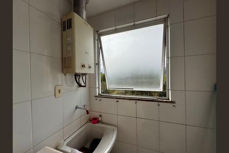 Apartamento à venda com 170m², 3 quartos e 1 vaga Apartamento à venda com 170m², 3 quartos e 1 vagaCozinha e Área de Serviço
