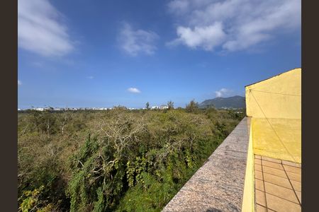 Apartamento à venda com 170m², 3 quartos e 1 vaga Apartamento à venda com 170m², 3 quartos e 1 vagaTerraço
