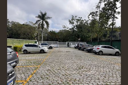 Apartamento à venda com 170m², 3 quartos e 1 vaga Apartamento à venda com 170m², 3 quartos e 1 vagaÁrea comum