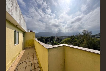 Apartamento à venda com 170m², 3 quartos e 1 vaga Apartamento à venda com 170m², 3 quartos e 1 vagaTerraço