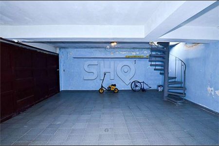 Casa à venda com 3 quartos, 234m² em Jardim da Gloria, São Paulo