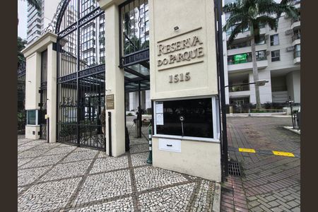 Apartamento para alugar com 92m², 3 quartos e 1 vaga