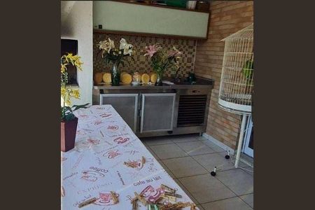 Apartamento à venda com 240m², 4 quartos e 3 vagas
