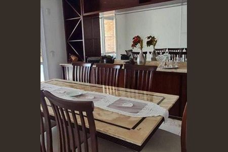 Apartamento à venda com 240m², 4 quartos e 3 vagas