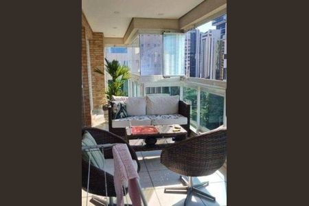 Apartamento à venda com 240m², 4 quartos e 3 vagas