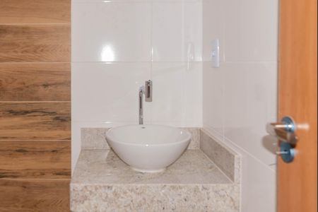 Apartamento para alugar com 43m², 2 quartos e sem vagaBanheiro