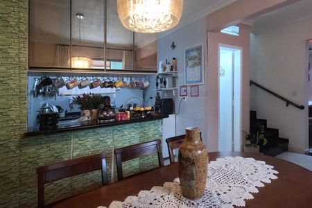 Casa para alugar com 100m², 3 quartos e 1 vagaSala de estar e jantar