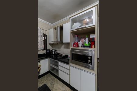 Casa à venda com 200m², 3 quartos e 2 vagas Casa à venda com 200m², 3 quartos e 2 vagasCozinha
