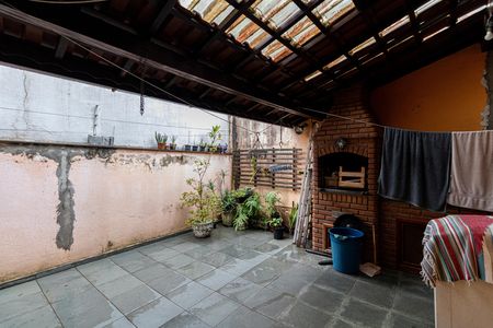 Casa à venda com 200m², 3 quartos e 2 vagas Casa à venda com 200m², 3 quartos e 2 vagasQuintal e Churrasqueira