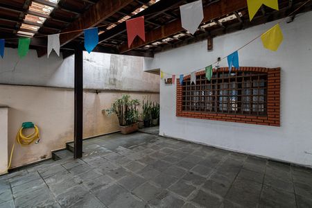 Garagem de casa à venda com 3 quartos, 200m² em Vila Jacuí, São Paulo