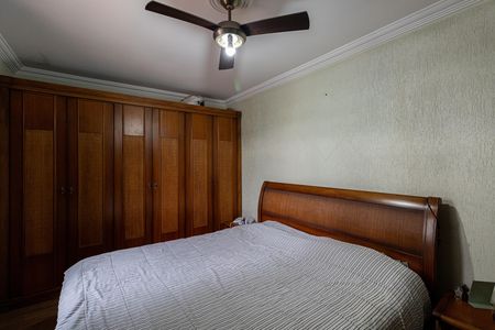 Casa à venda com 200m², 3 quartos e 2 vagas Casa à venda com 200m², 3 quartos e 2 vagasQuarto 1