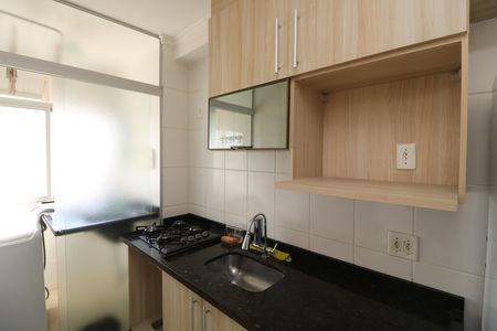 Cozinha de apartamento para alugar com 2 quartos, 50m² em Jardim Vila Formosa, São Paulo